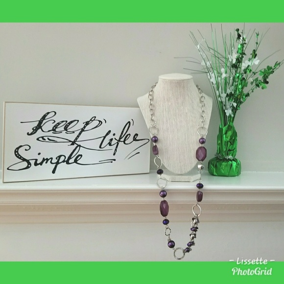 Jewelry - Necklace.... Long Purple & Silver